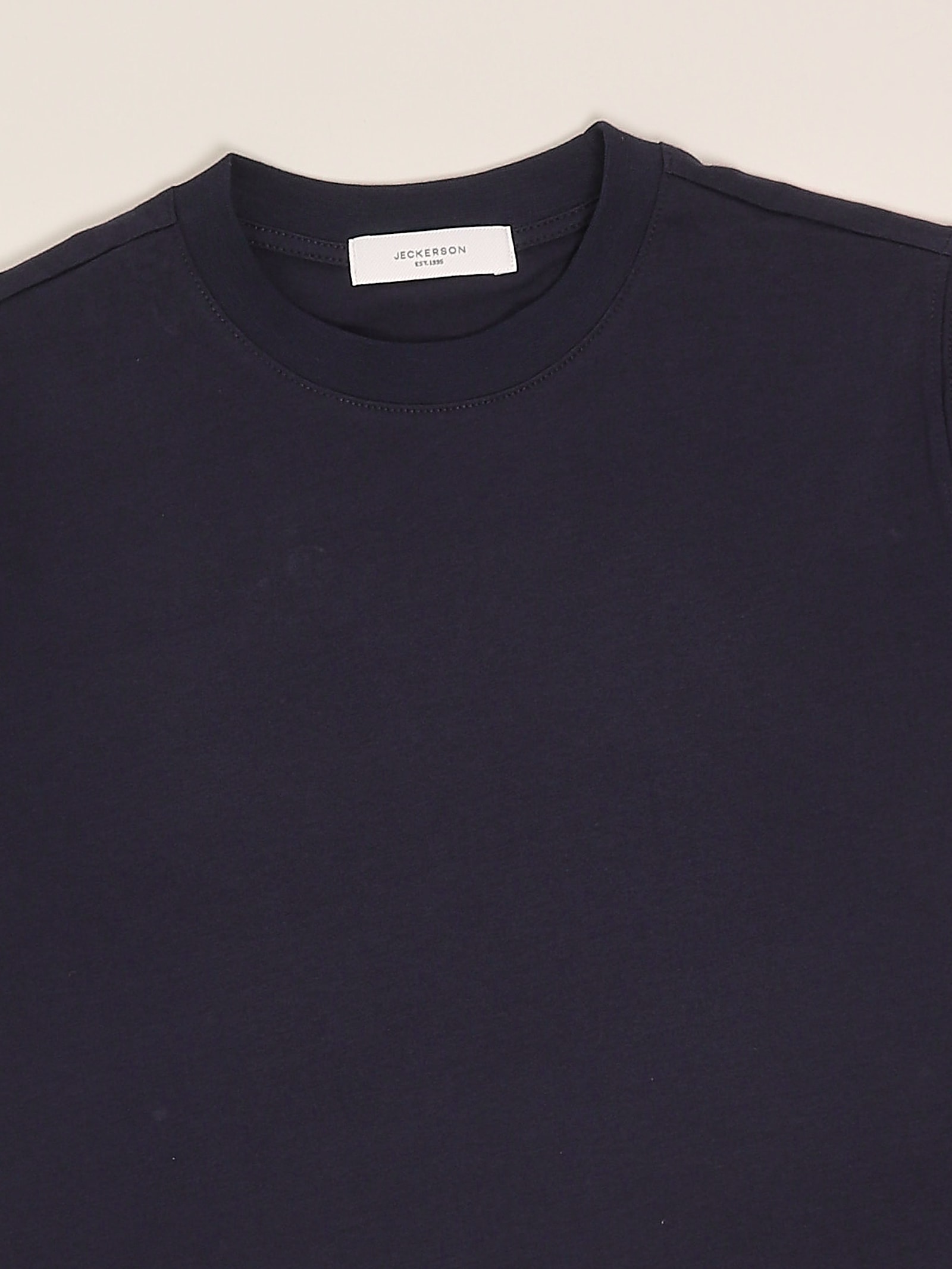 Jeckerson T-shirt T-shirt In Black