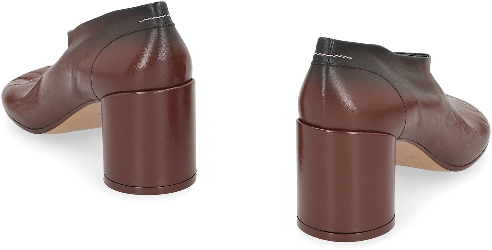 Mm6 Maison Margiela Décolleté Tabi In Leather In Brown