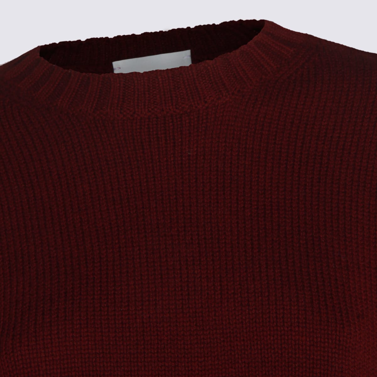 Allude Crew-neck Ribbed-knit Sweater In Burgundy
