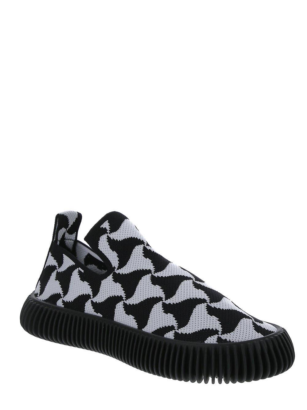 Bottega Veneta Ripple Wave Patter Slip-on Sneakers In Black