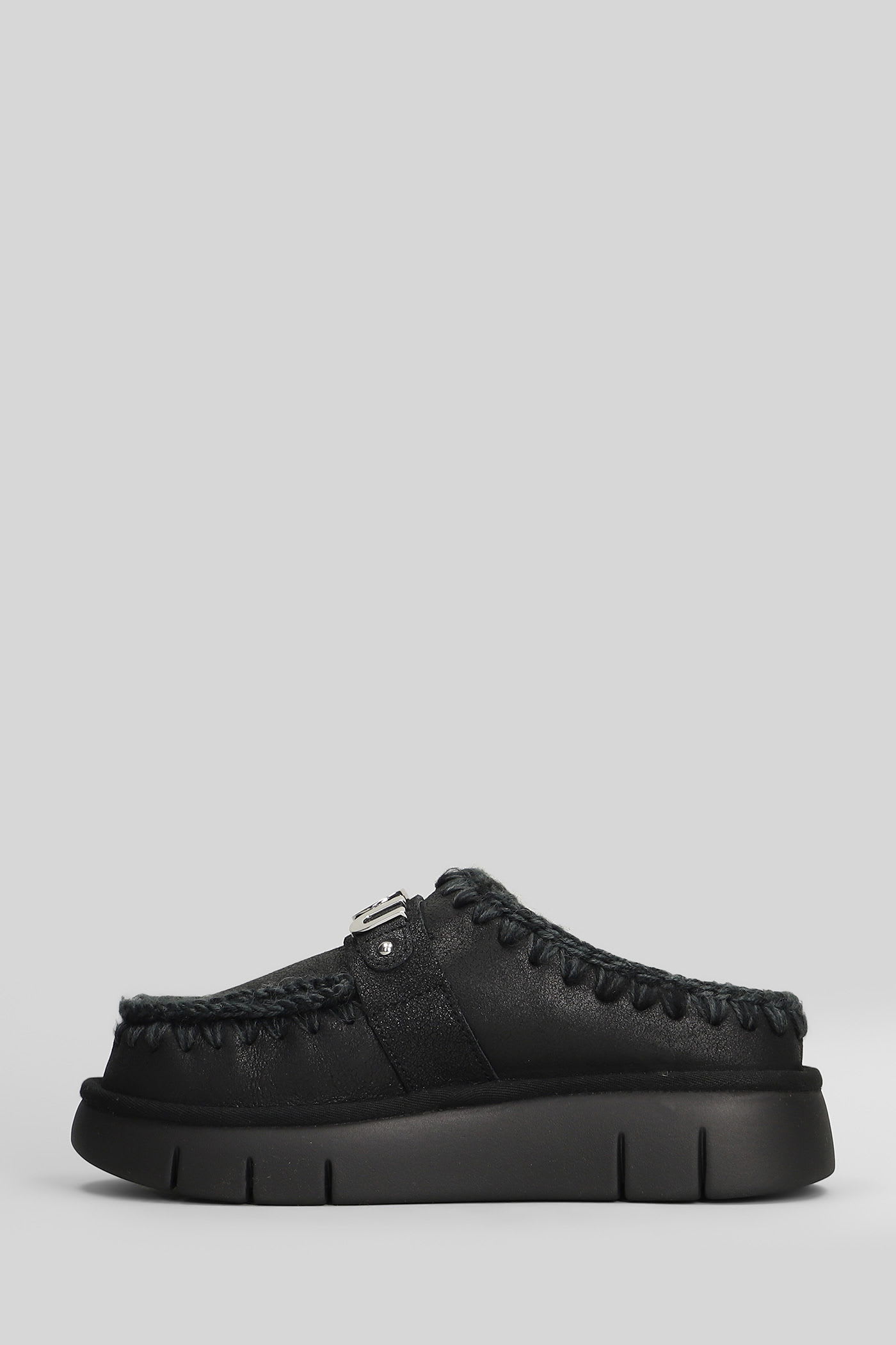 Mou Bounce Clog Slipper-mule In Black Leather In Black