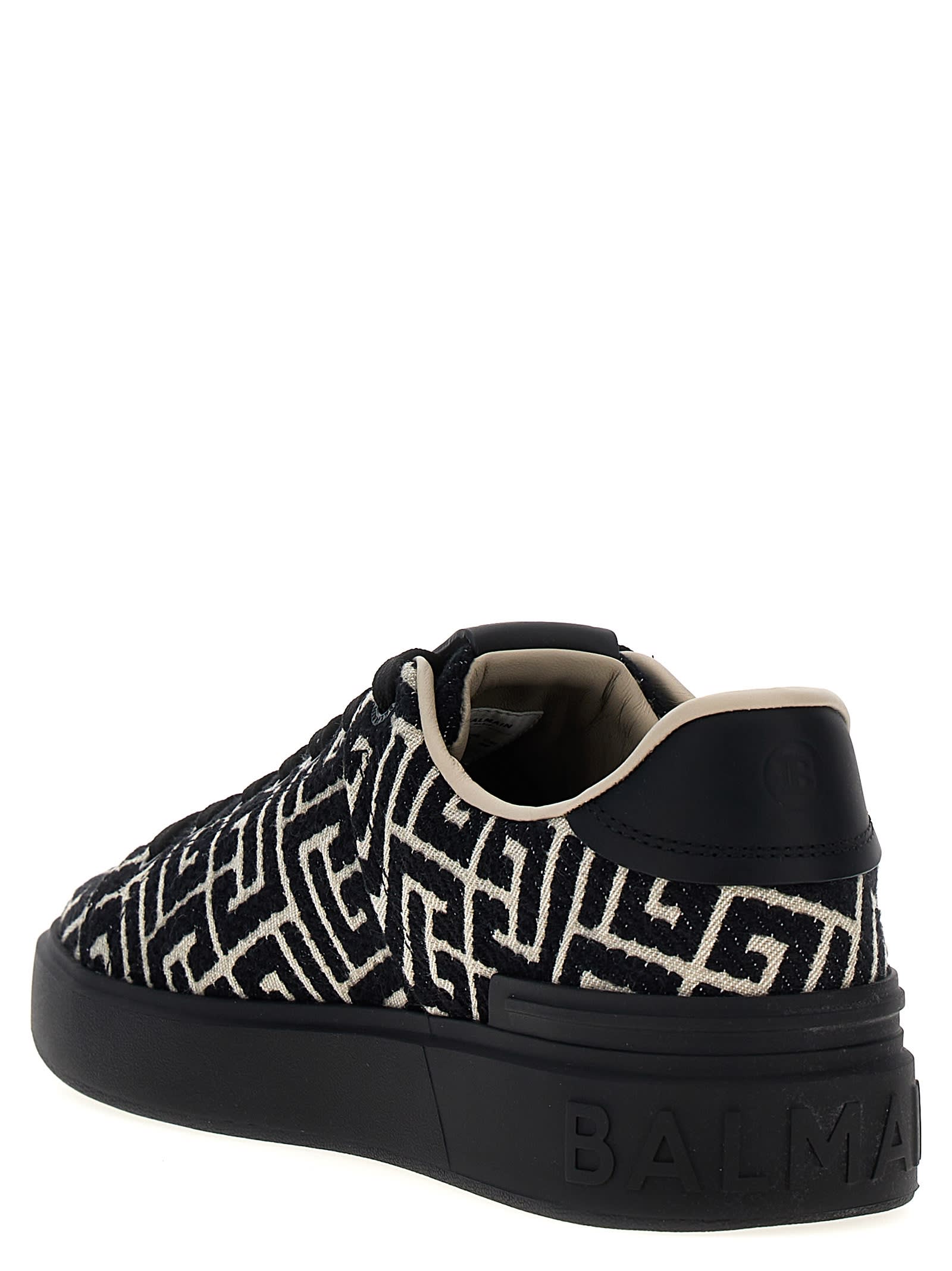 Balmain Black Low Top Sneakers In White/black