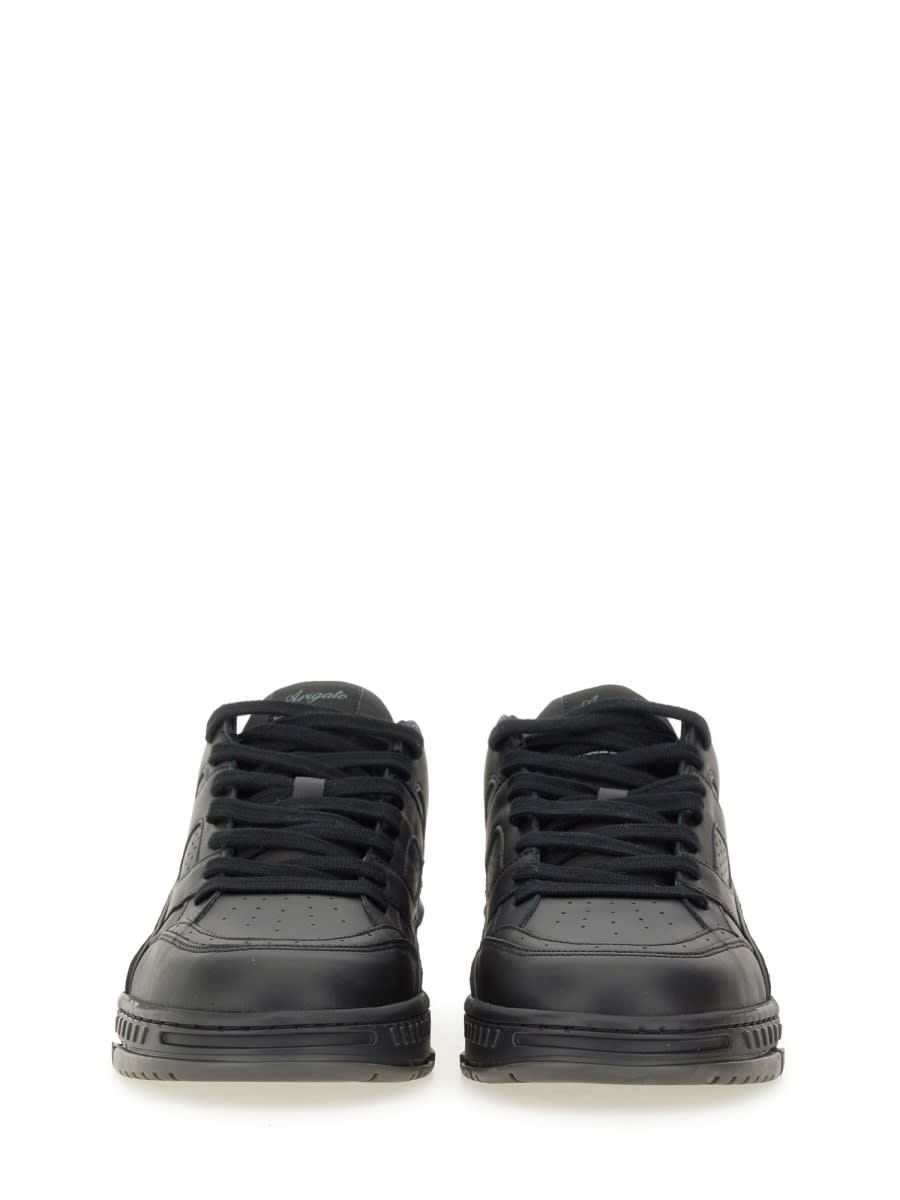 Shop Axel Arigato Sneaker Lo Area In Nero