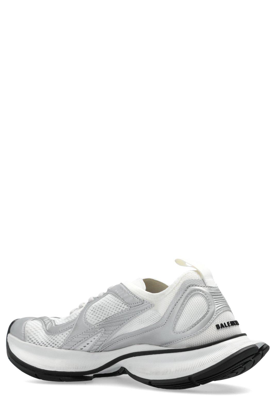 Shop Balenciaga Circuit Low-top Sneakers In White