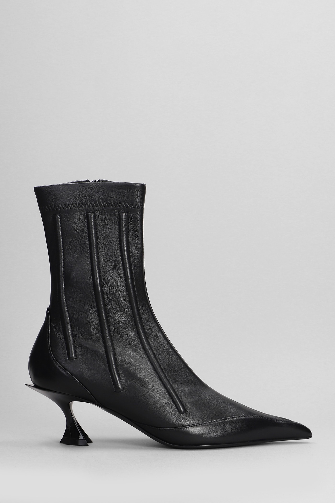 Low Heels Ankle Boots In Black Leather