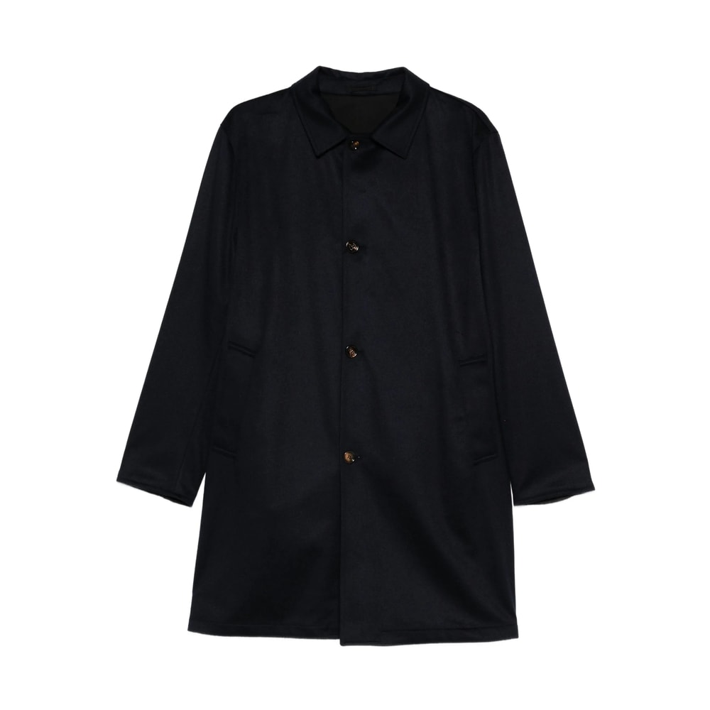 Kired Buttoned Coat In Black