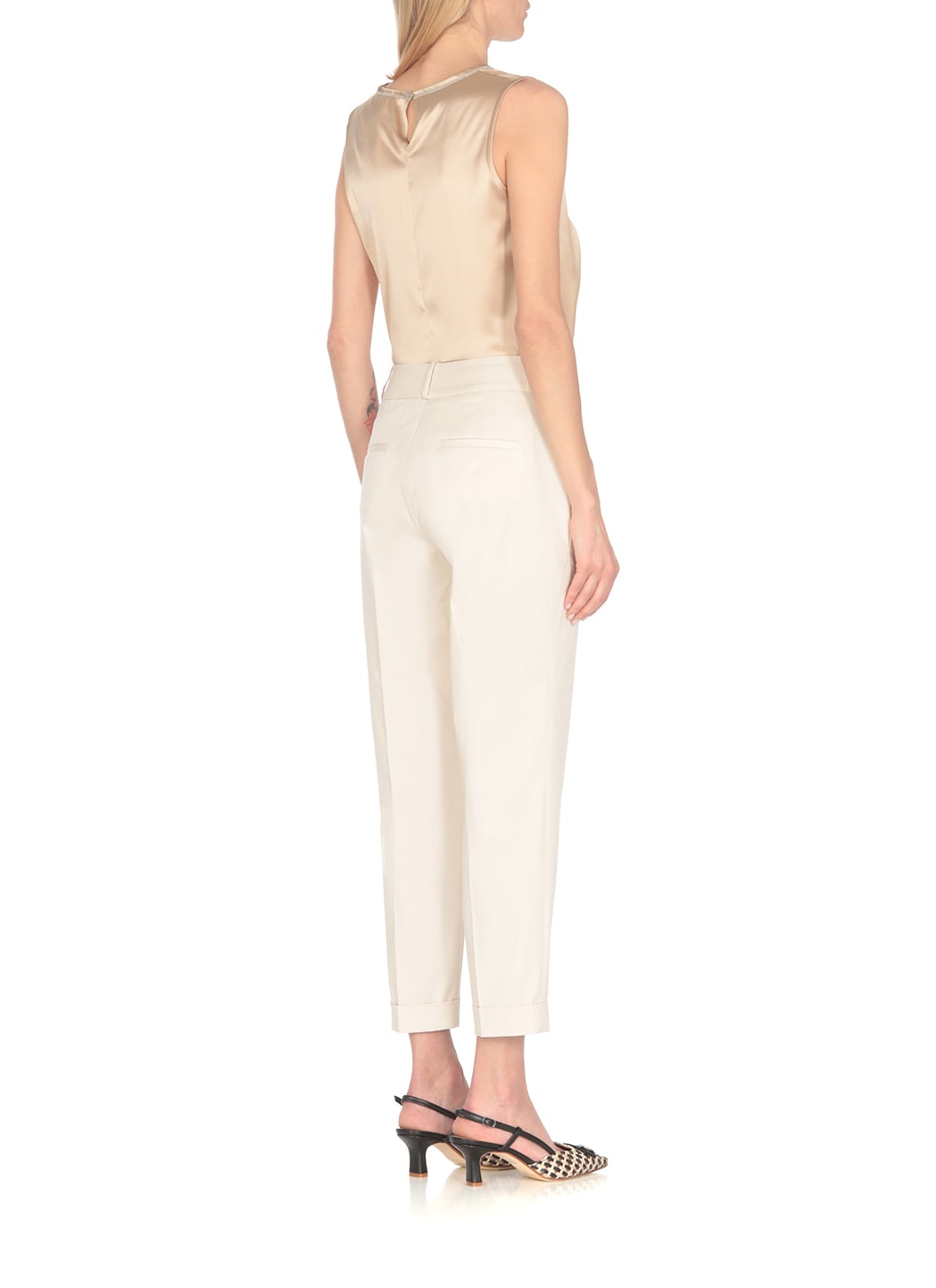 Shop Peserico Cotton Pants In Beige