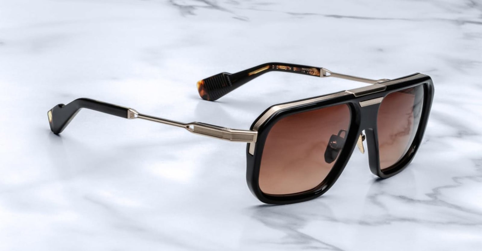 Shop Jacques Marie Mage Donohu - Noir Sunglasses In Black/gold
