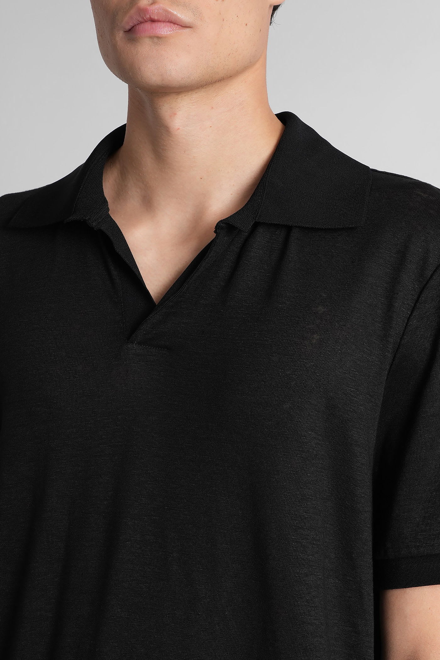 Giorgio Armani Polo In Black Linen In Black