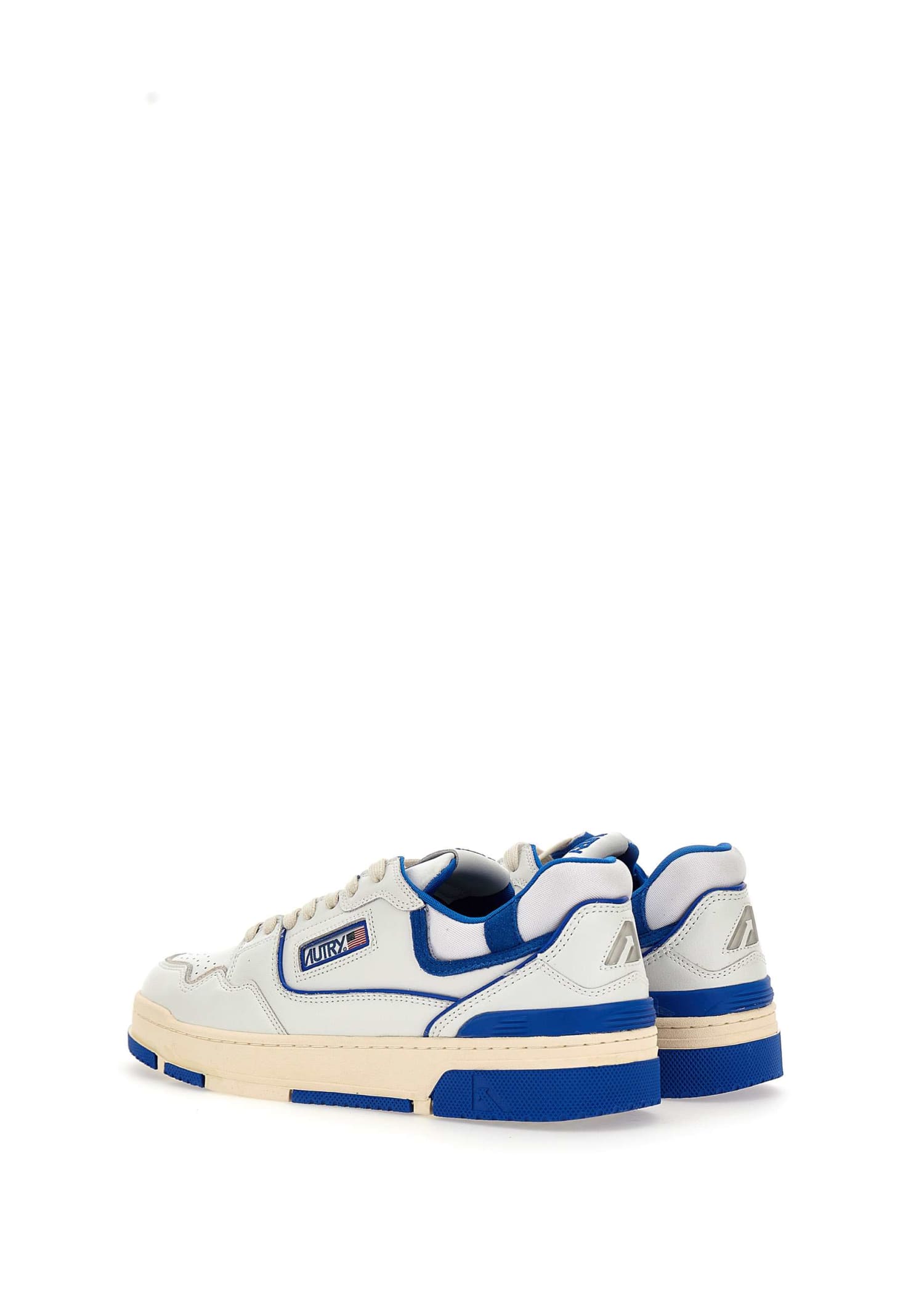 Shop Autry Mm06 Sneakers In White-blue