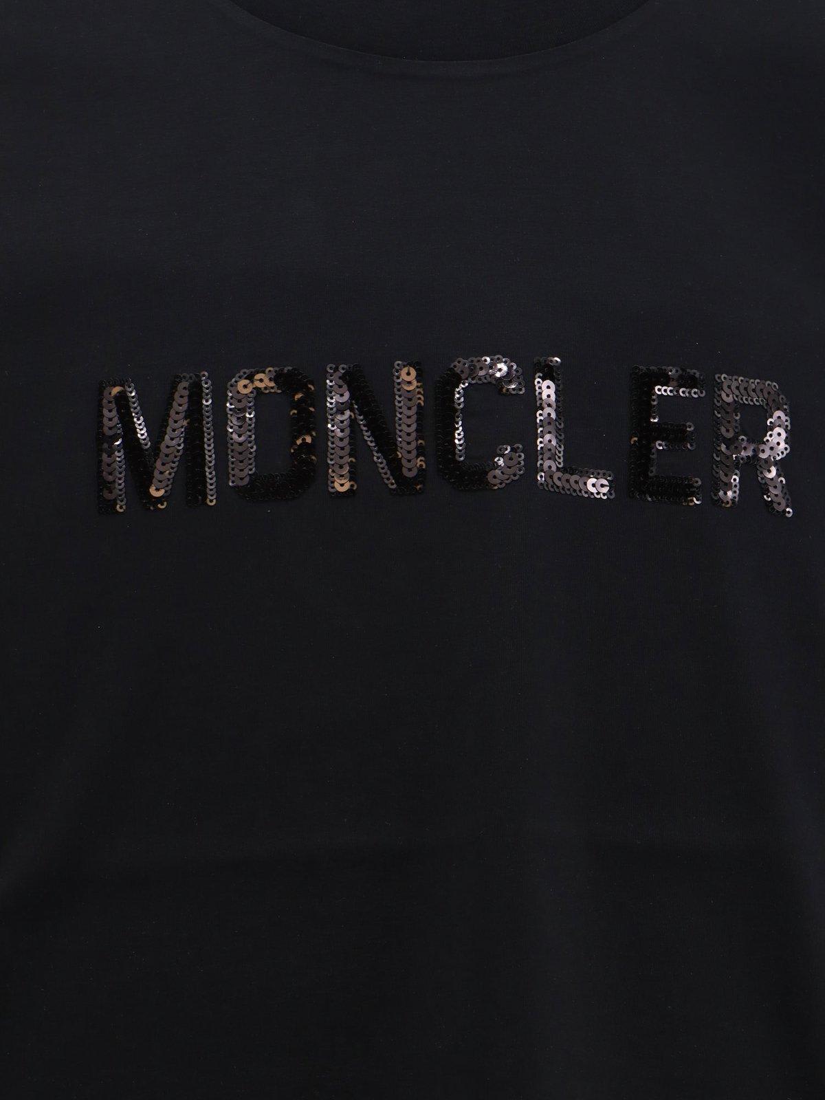 Shop Moncler Logo Detailed Cropped T-shirt In Black