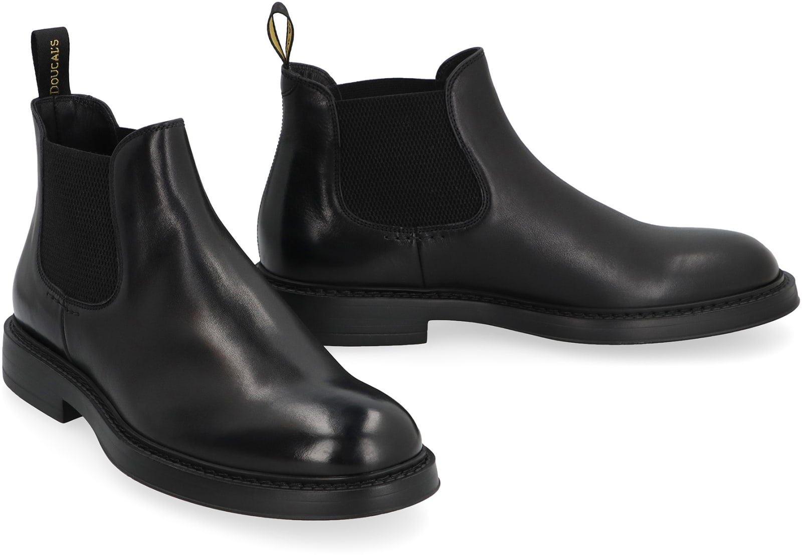 Shop Doucal's Leather Chelsea Boots In Nero