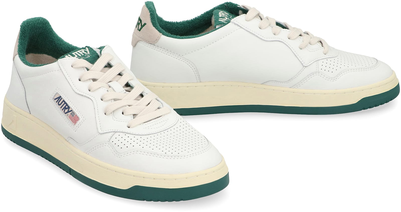 Autry Medalist Low-top Sneakers In White