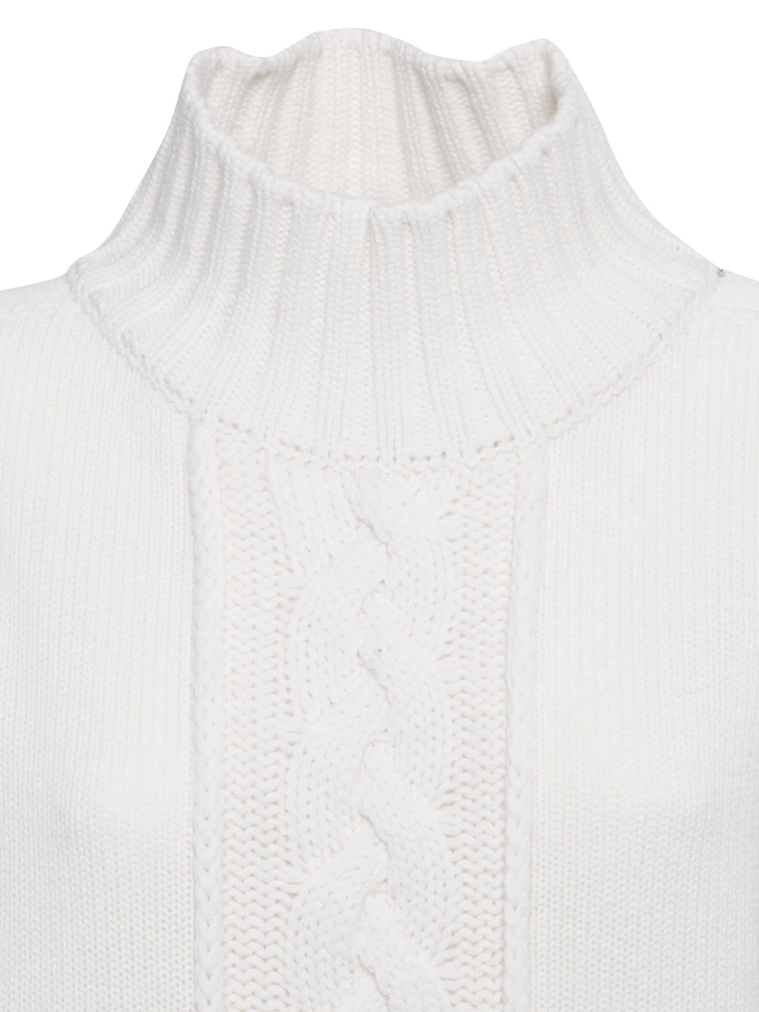 Le Tricot Perugia Braided Pullover In White