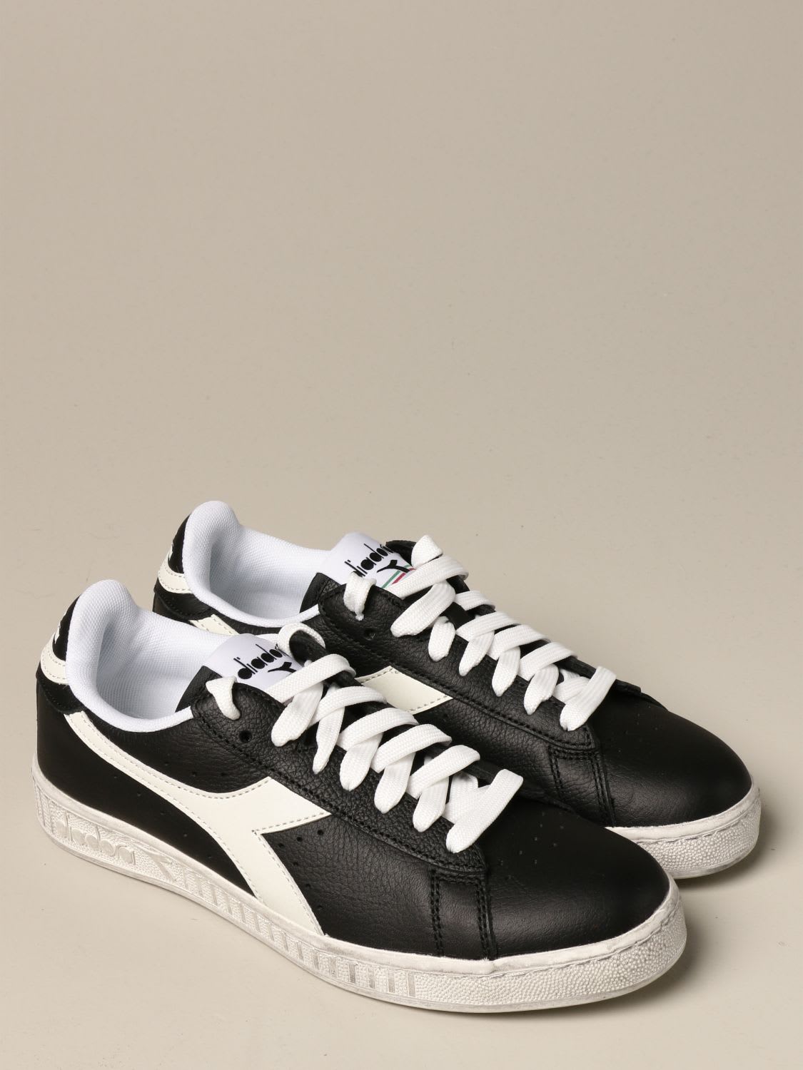 diadora skate shoes