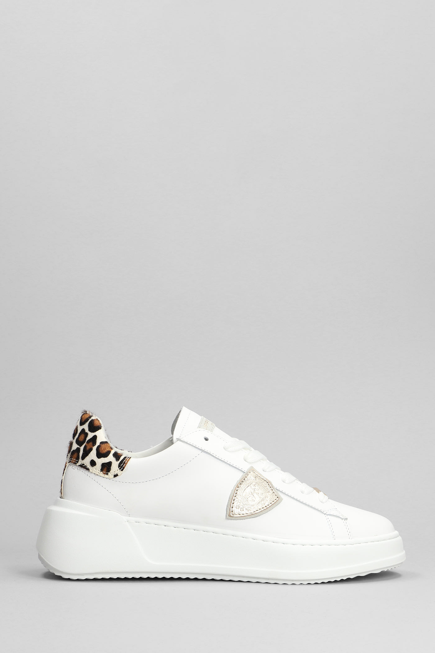 Shop Philippe Model Tres Temple Low Sneakers In White Leather