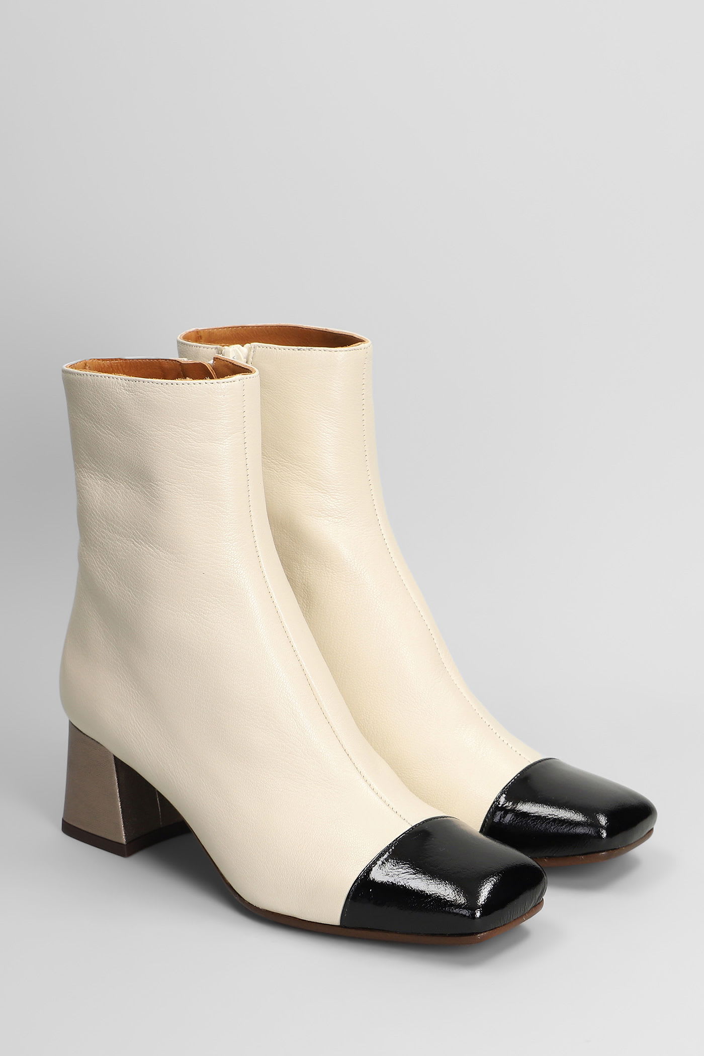 Chie Mihara 45mm Volkiria Cap-toe Block-heel Ankle Boots In White
