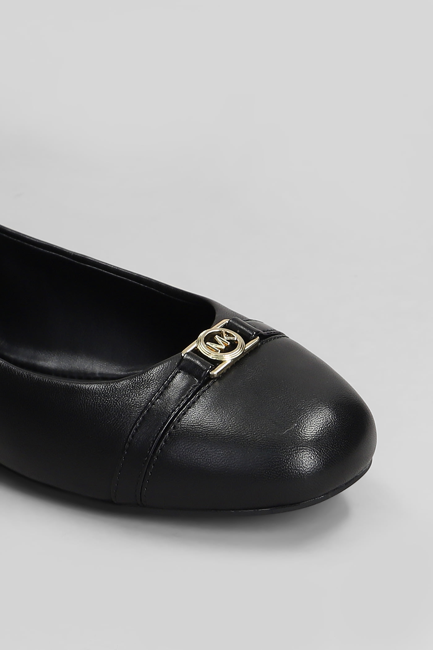 Michael Kors Mandy Flex Ballet Flats In Black Leather