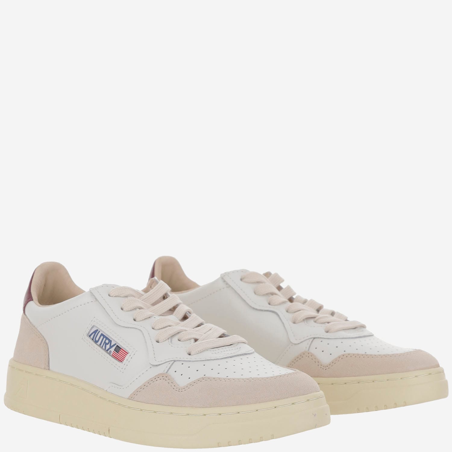 Autry Medalist Low Sneakers With Suede Inserts And Contrasting Heel In White