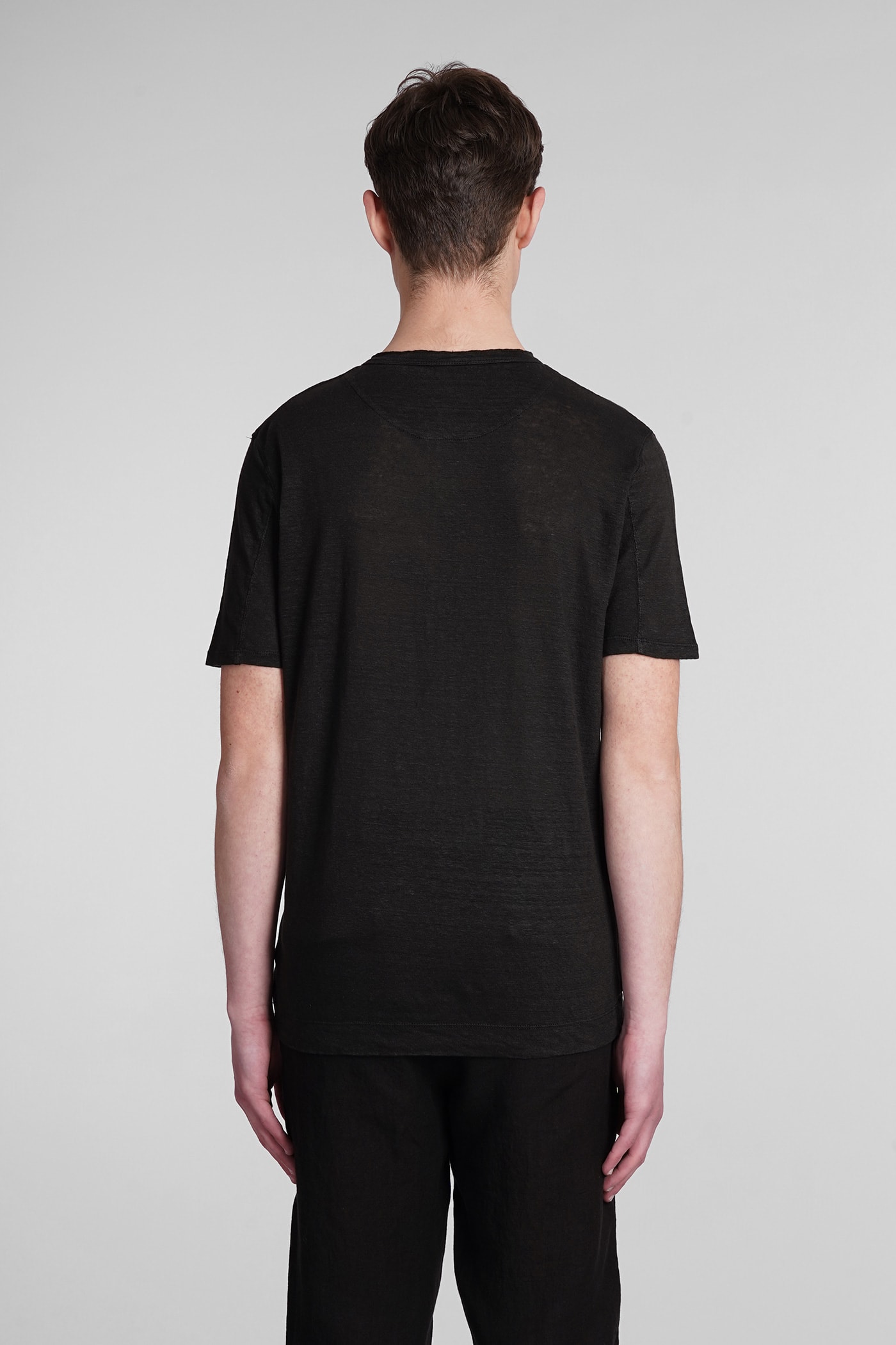 Shop 120% Lino T-shirt In Black Linen