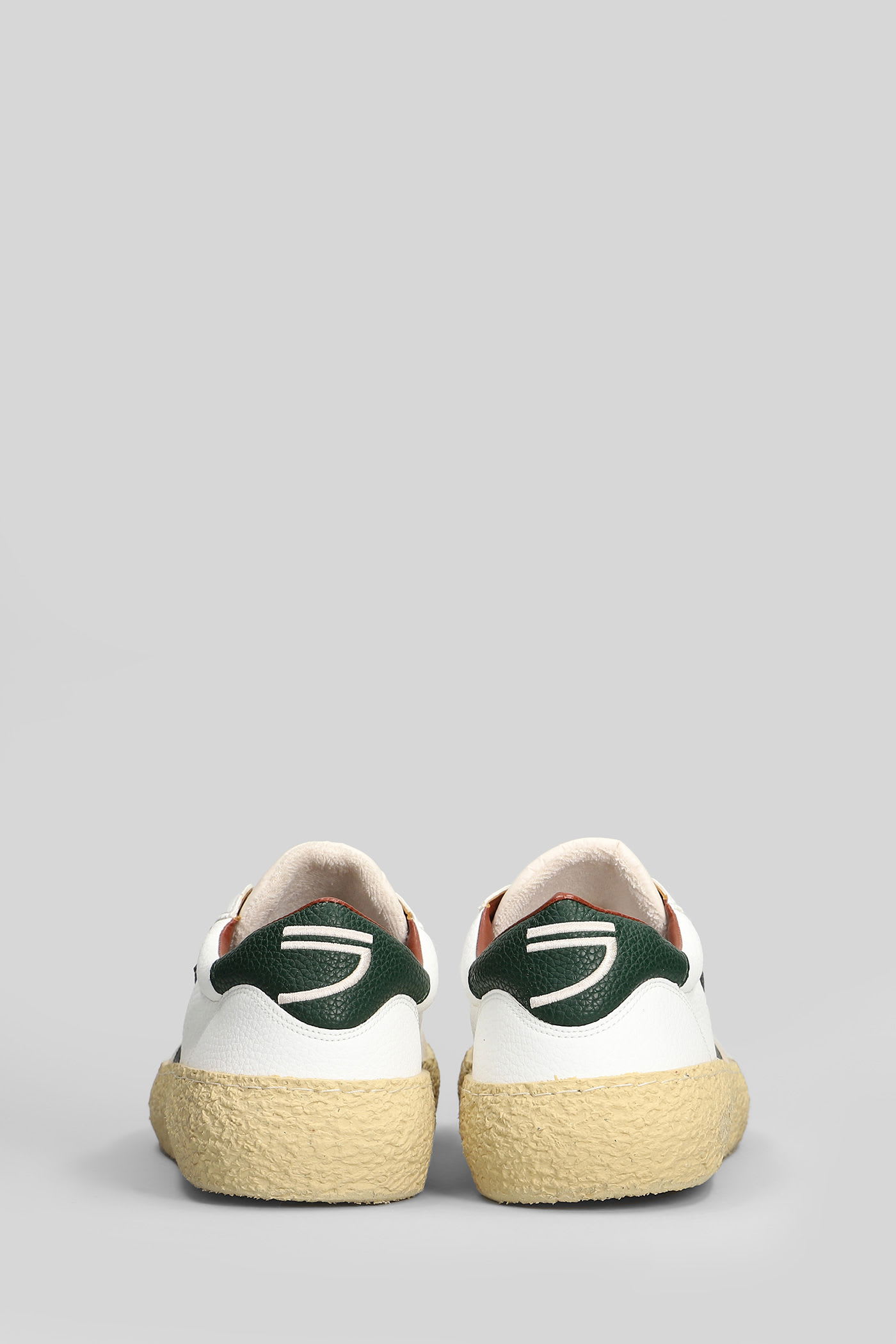 Puraai 1 01 Vintage In White