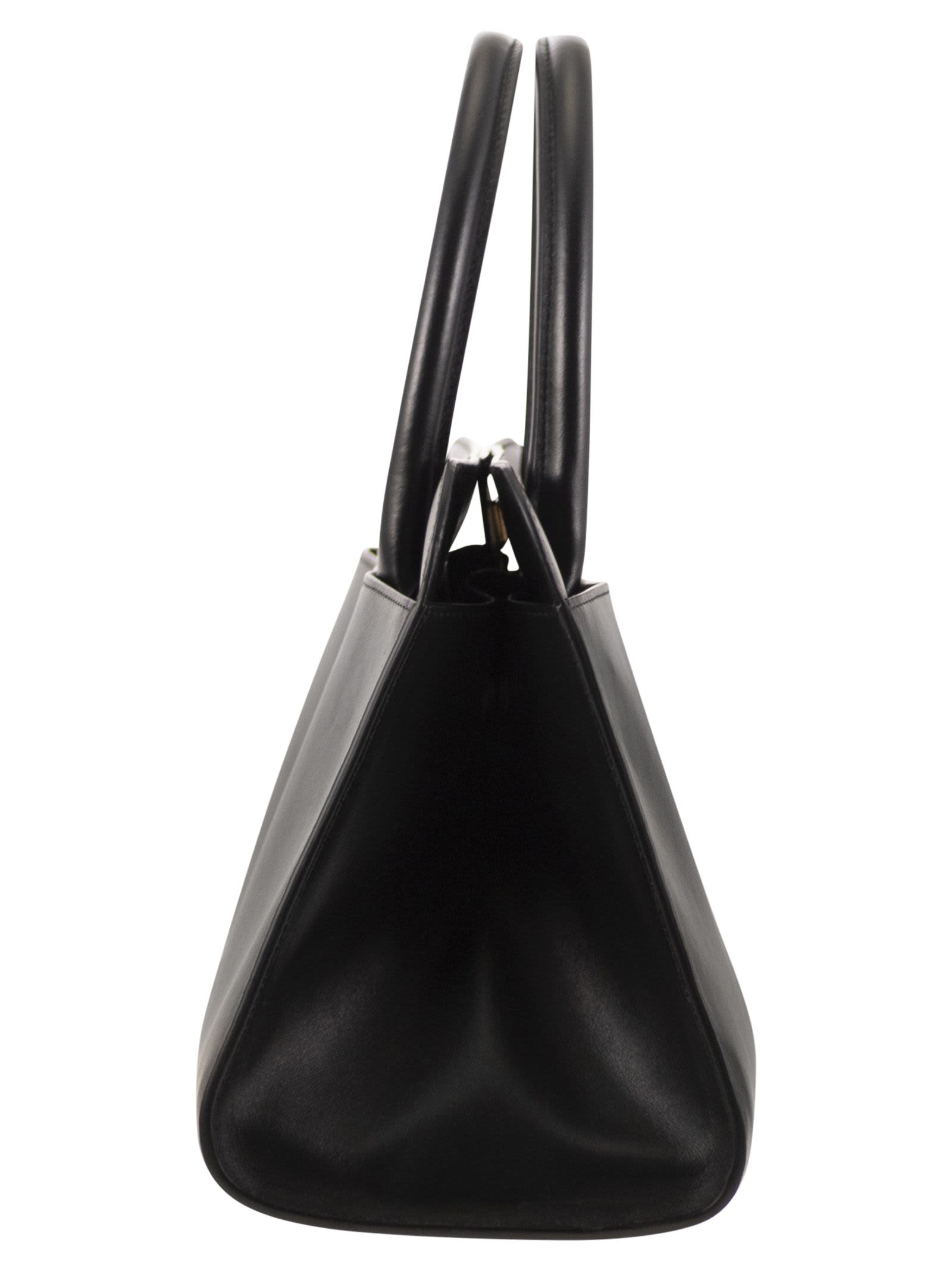 Fabiana Filippi Medium Handbag With Metal Accessory In Black