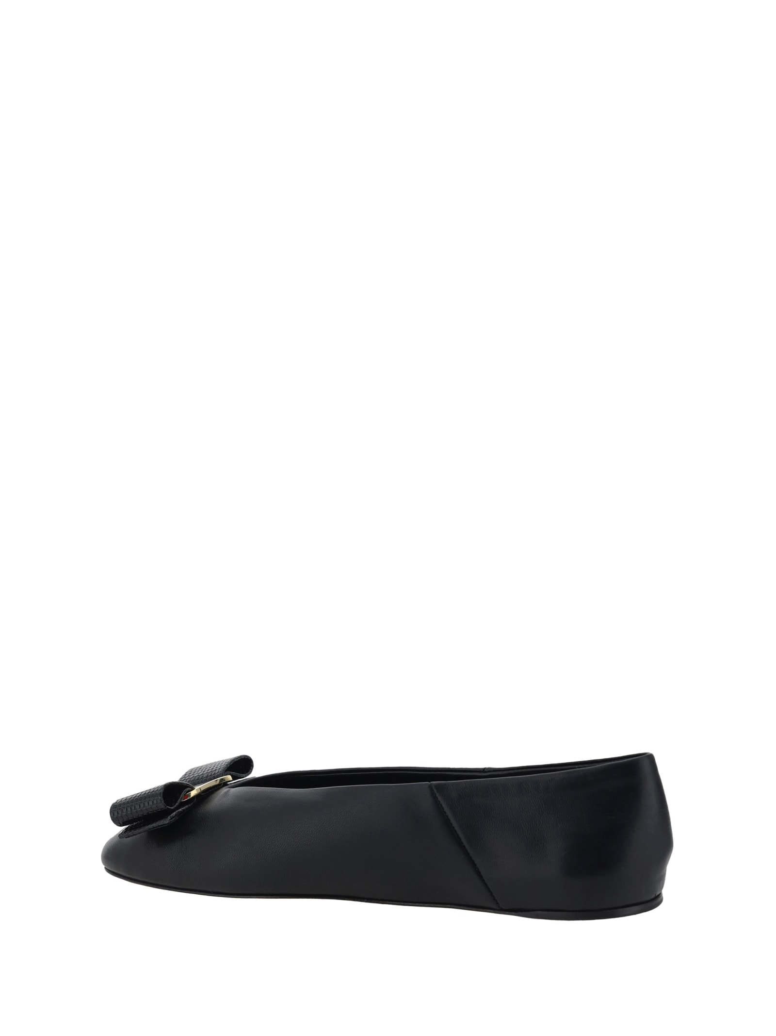 Shop Ferragamo Vara Ballerinas In Black