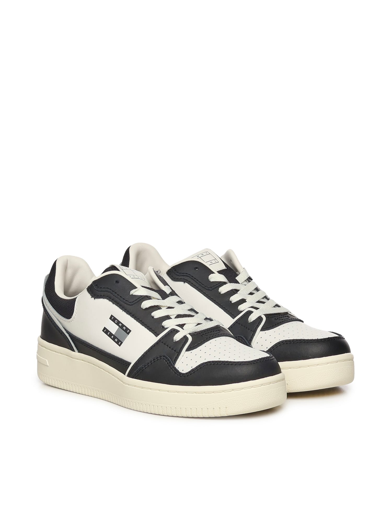 Tommy Hilfiger Retro Leather Sneakers In Black