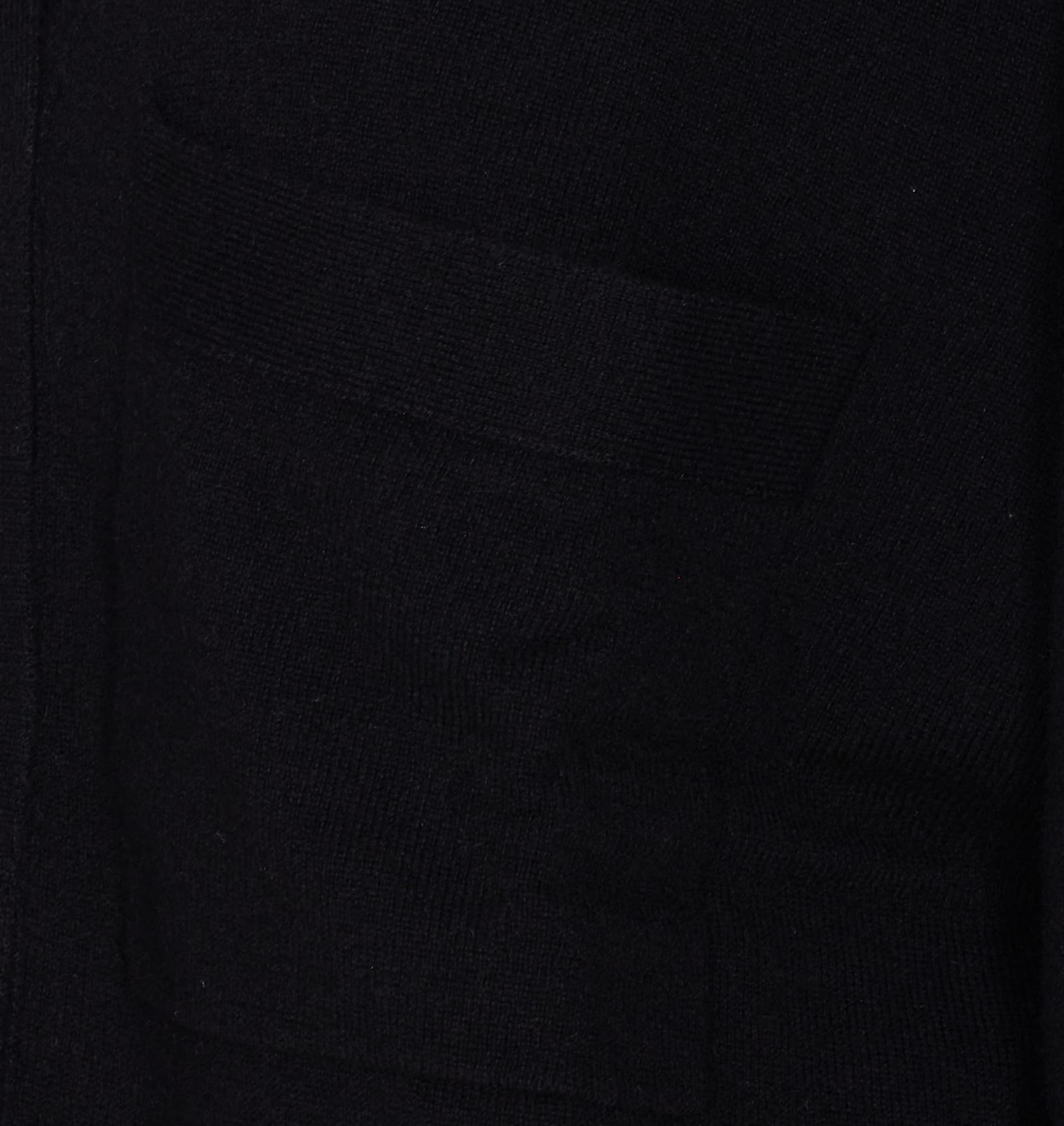 Allude Buttoned-front Pocket Cardigan In Black