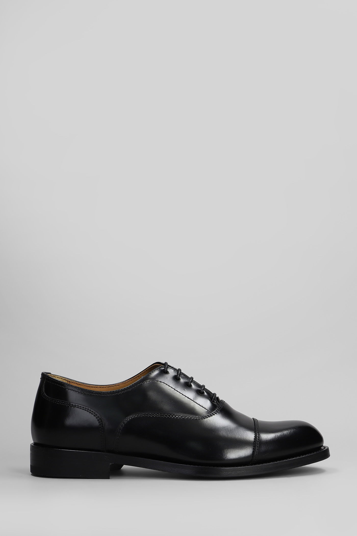Lace Up Shoes In Black Leather