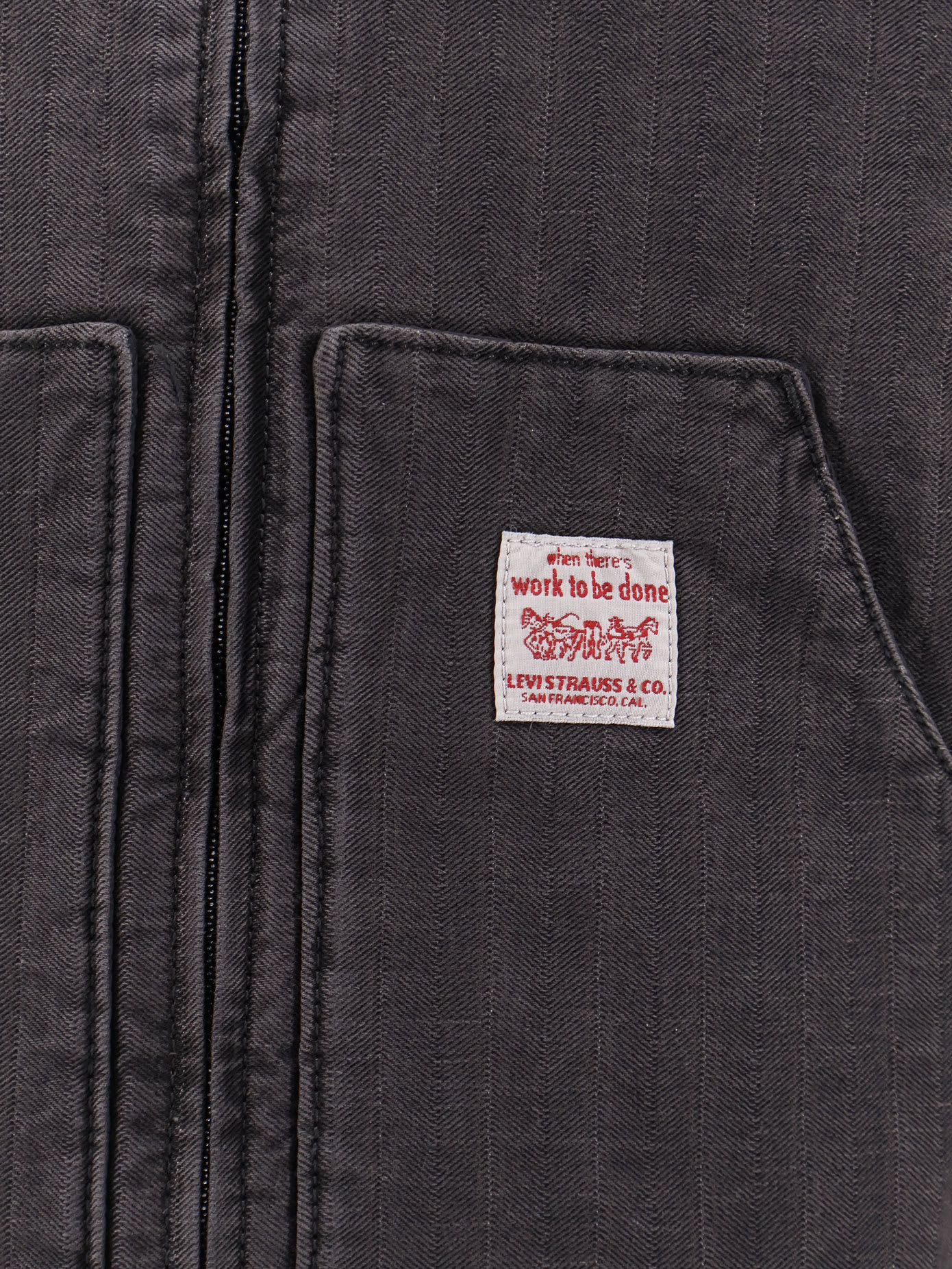Levi's Sleeveless Denim Jacket In Black