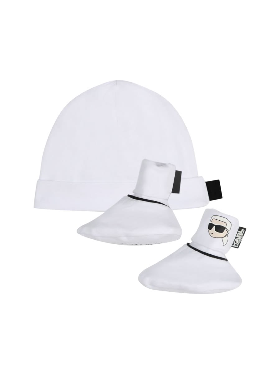 Shop Karl Lagerfeld Bonnet+chaussons+boite In White