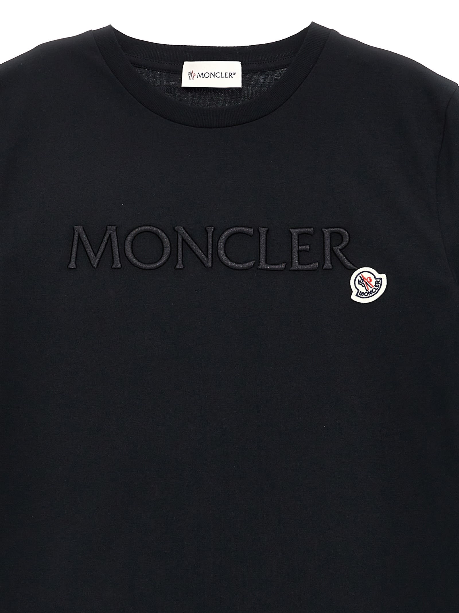 Moncler 3d Embroidery T-shirt In Black
