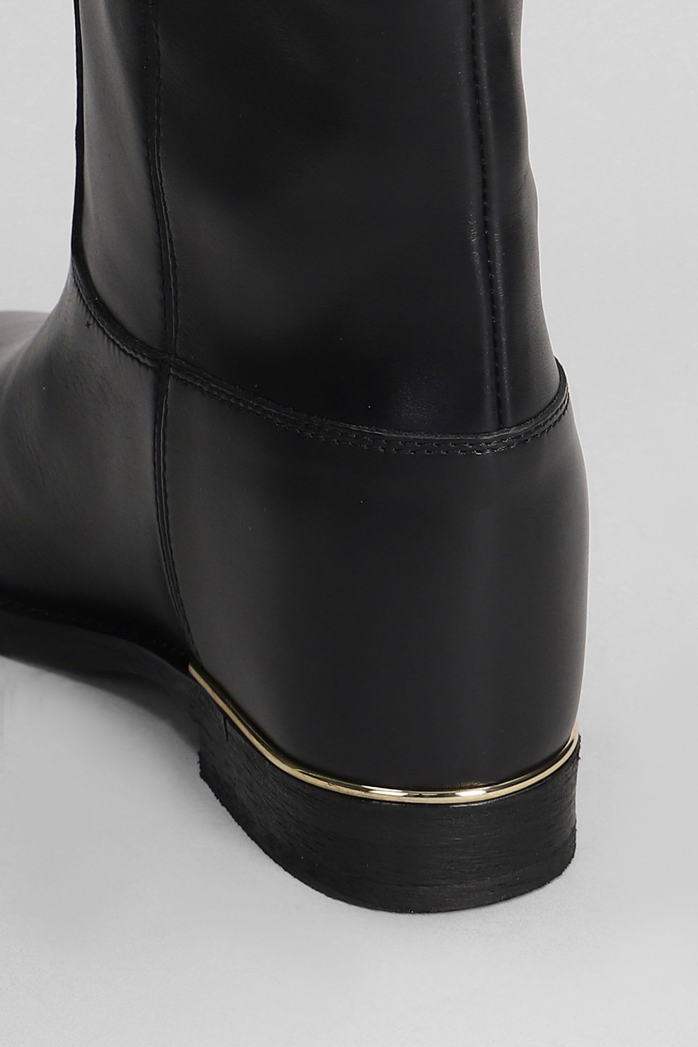 Via Roma 15 Ankle Boots Inside Wedge In Black Leather In Black