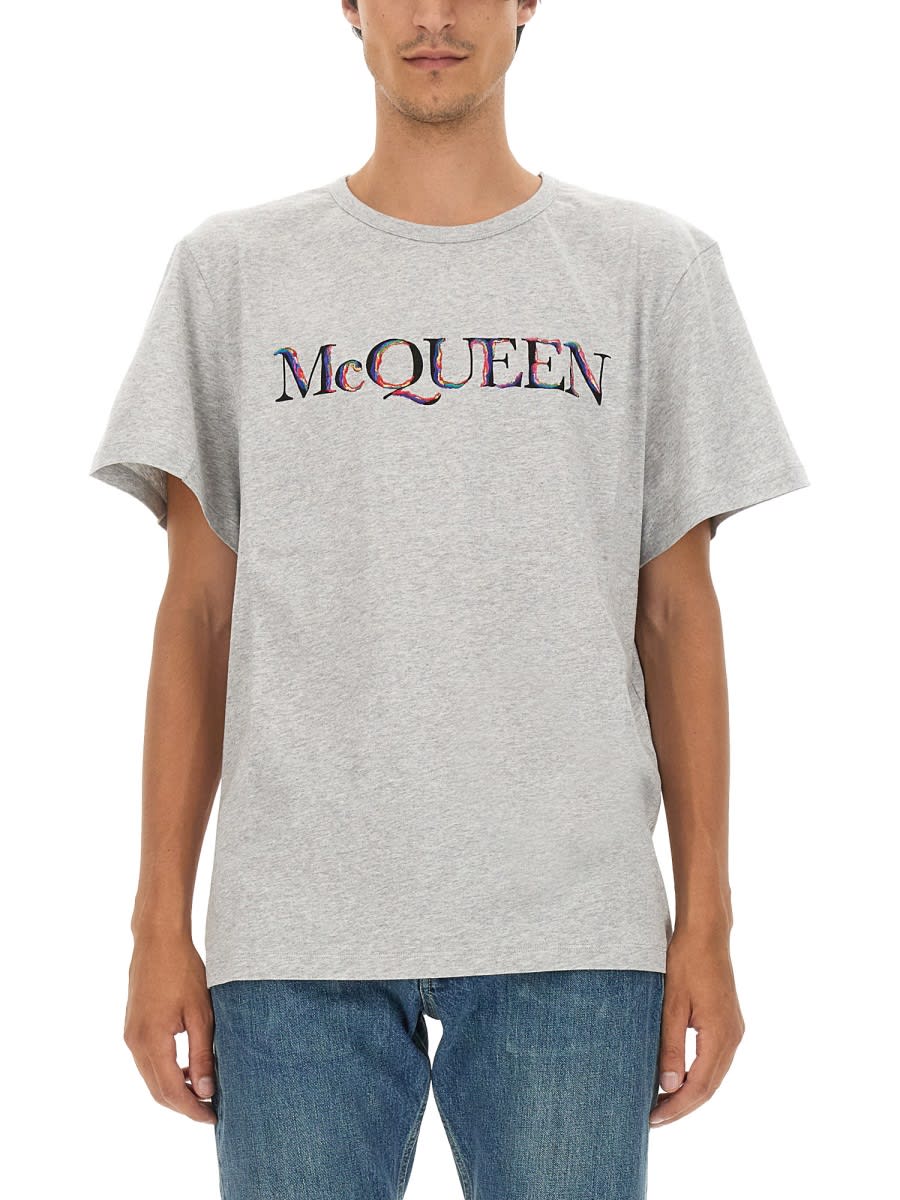 Shop Alexander Mcqueen T-shirt With Logo In Grey