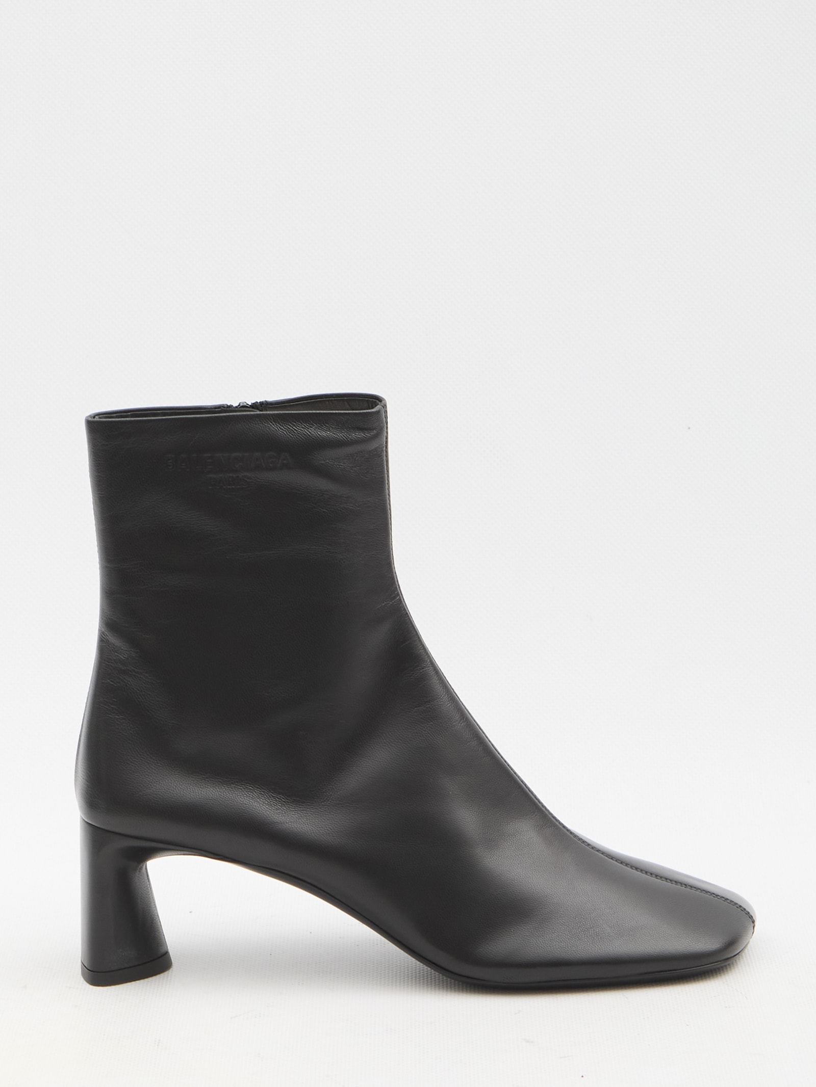 Shop Balenciaga Duty Free 60mm Boots In Black