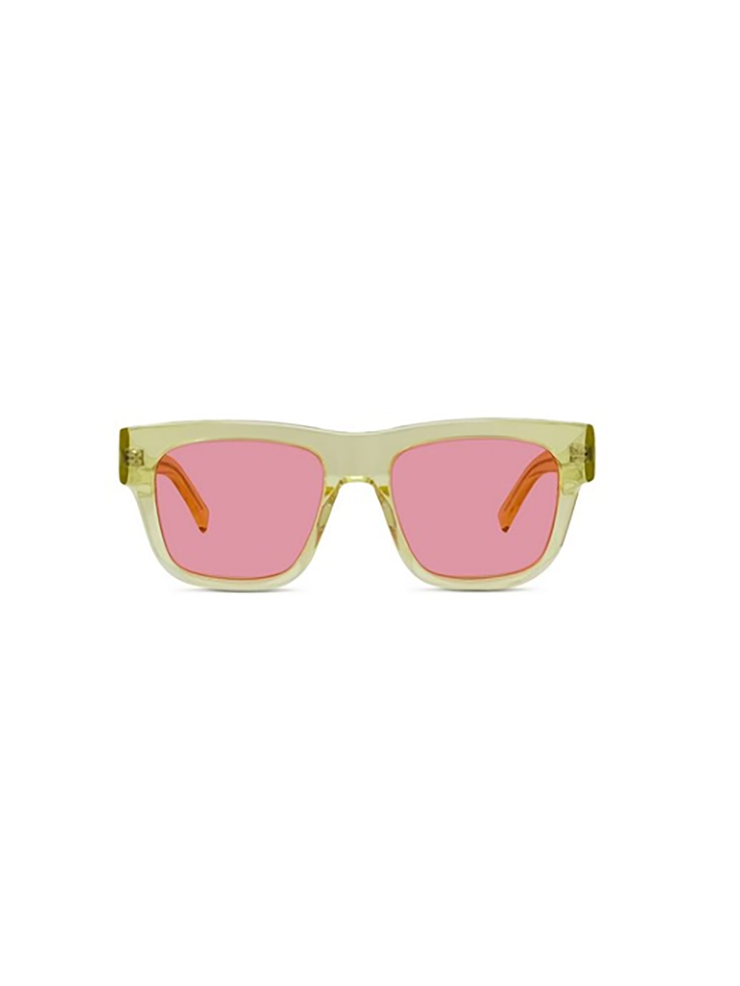 GV40002U Sunglasses