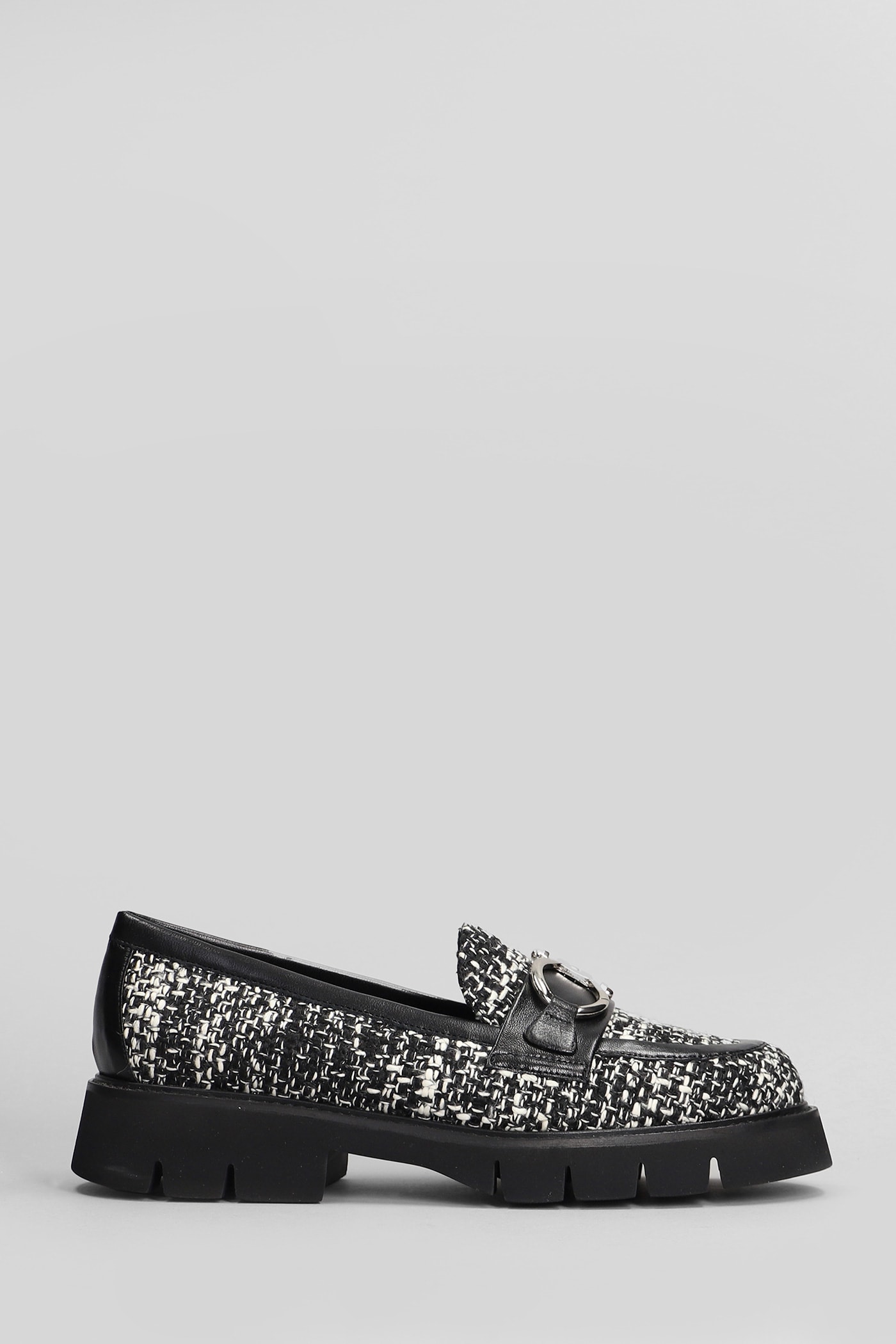 Ivan Loafers In Black Wool