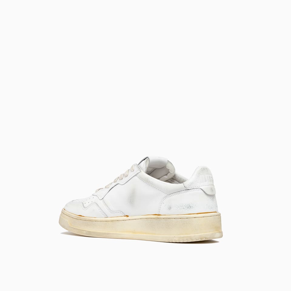Shop Autry Super Vintage Low Sneakers Avlm Gf15 In White