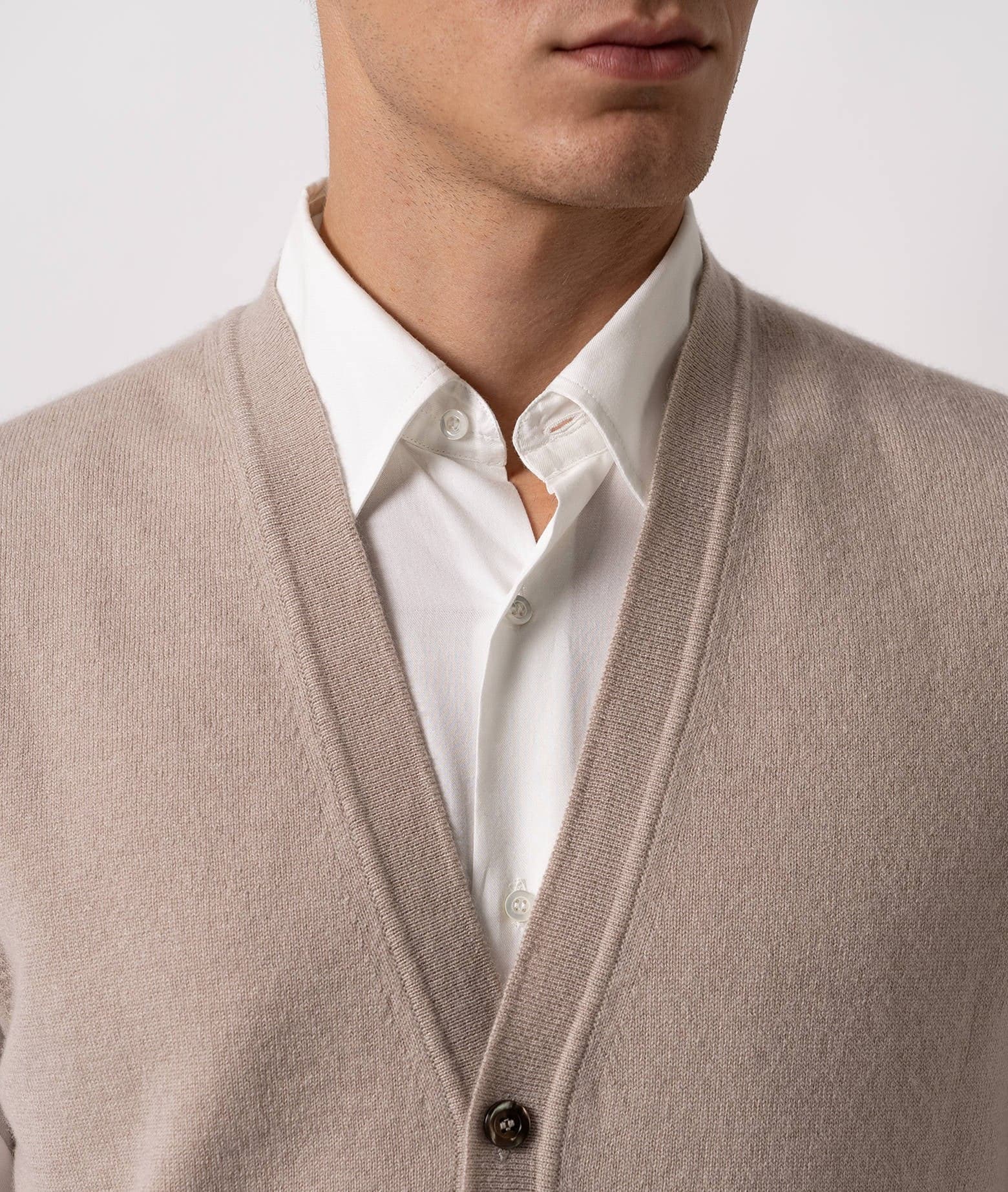 Larusmiani Gilet Solden Sweater In Neutral