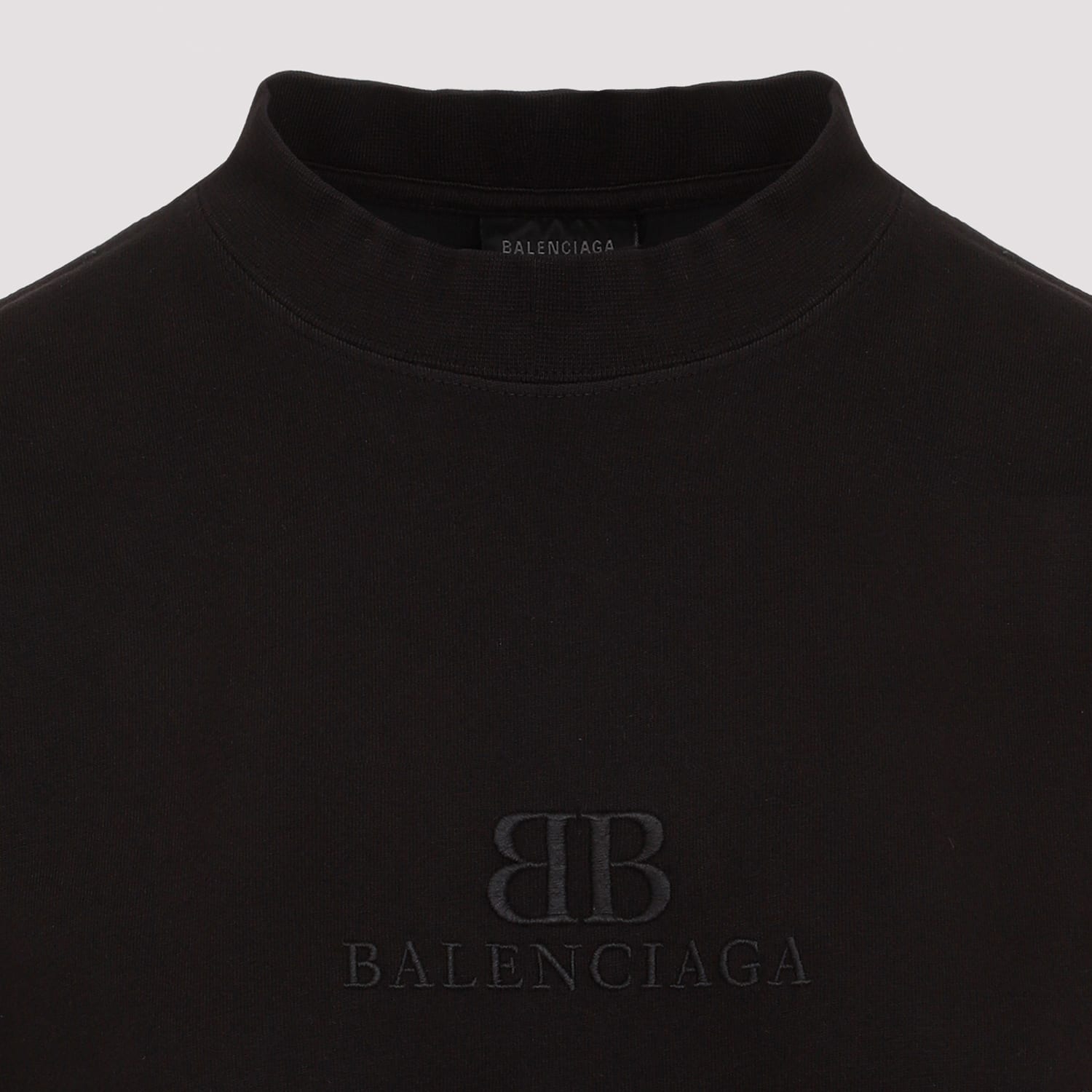 Shop Balenciaga Medium Fit T-shirt In Washed Black