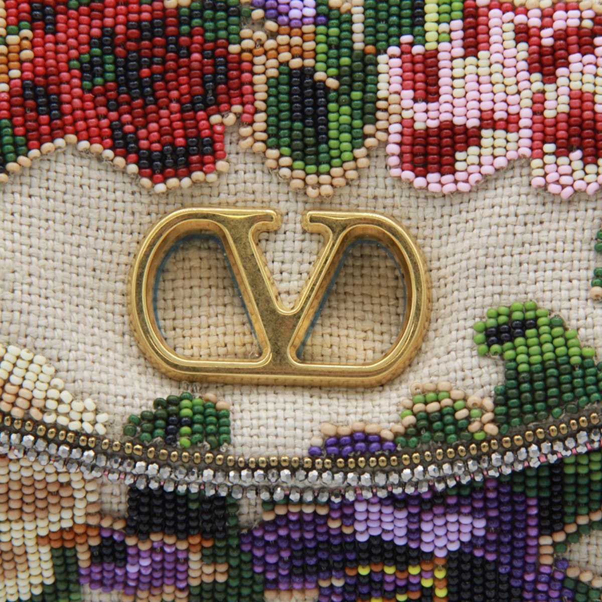 Valentino White Small Vain Soft Shoulder Bag