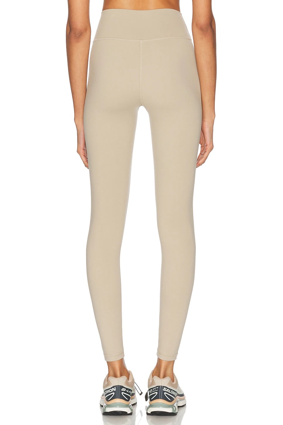 Sporty &amp; Rich Sr Runner Legging In Neutral