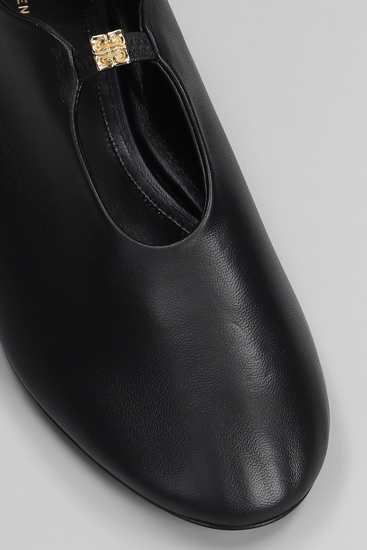 Givenchy 4g Liquid Nappa Leather Ballet Flats In Black