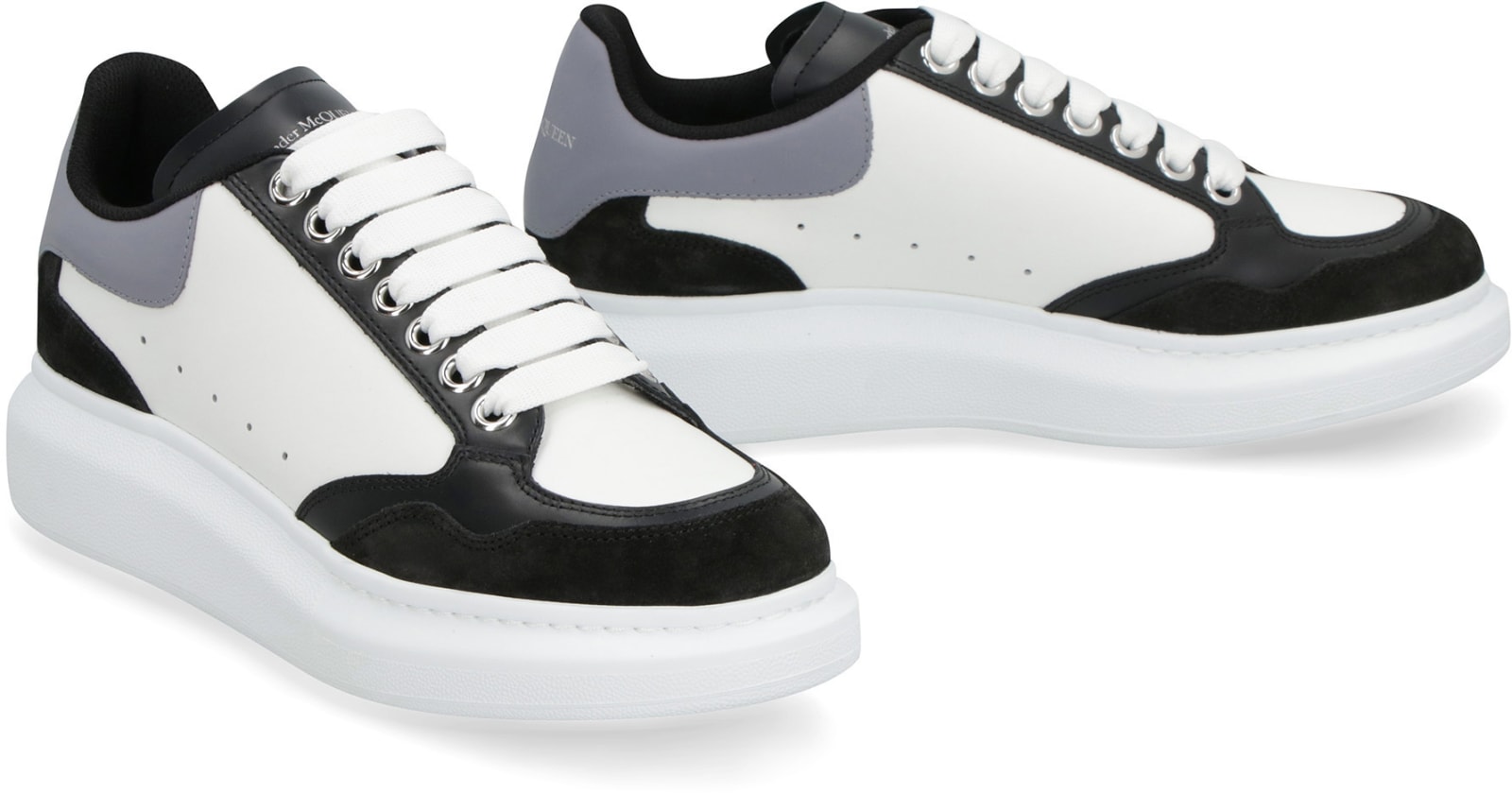 Alexander Mcqueen Oversize Sneakers In White, Black And Grey In White