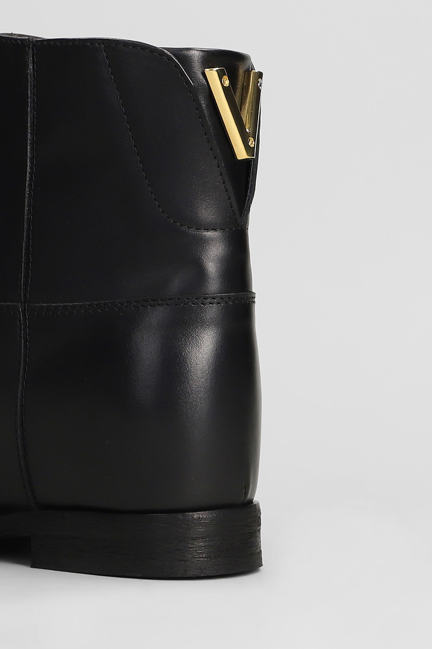 Via Roma 15 Ankle Boots Inside Wedge In Black Leather In Black