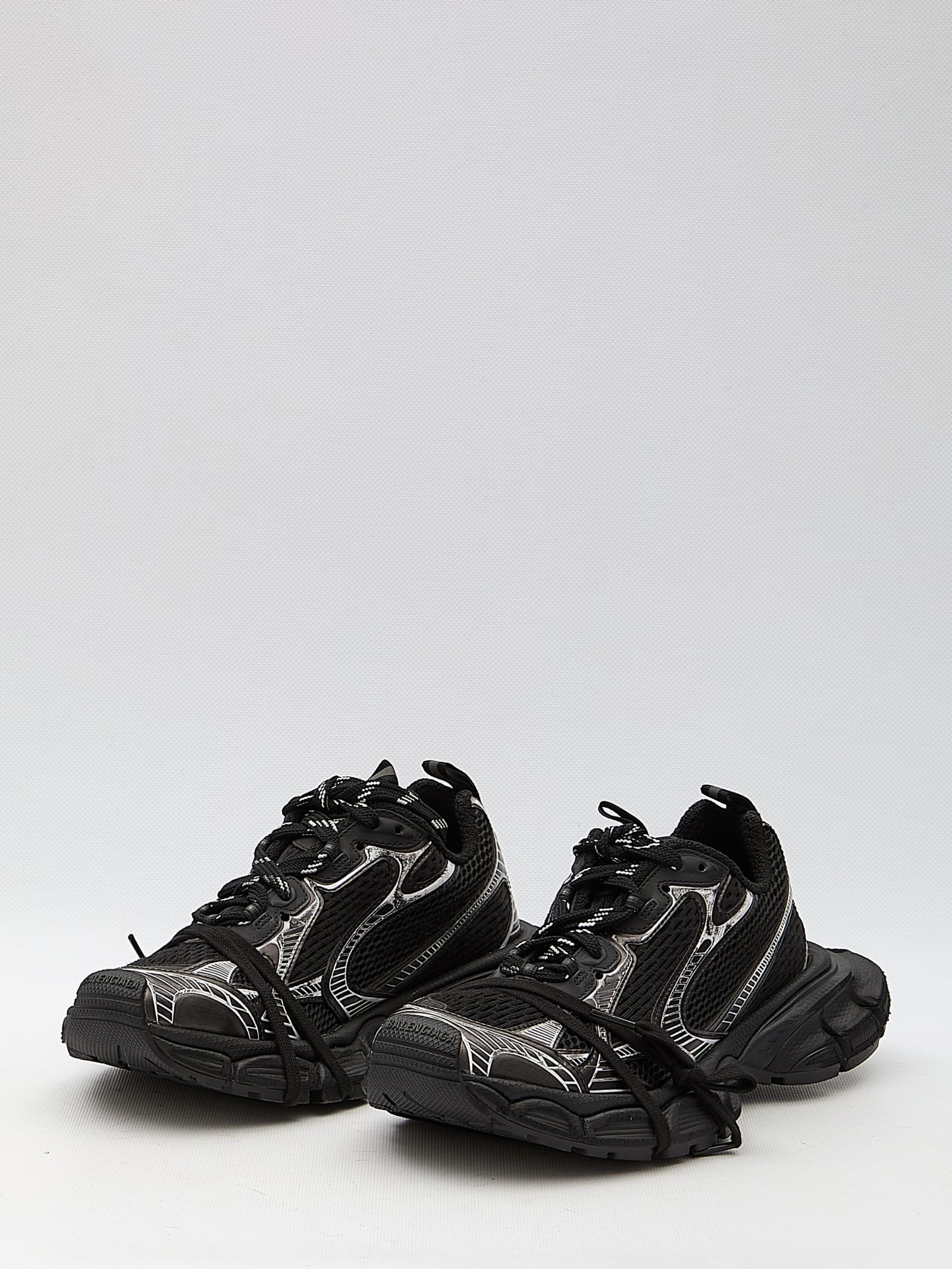 Shop Balenciaga 3xl Sneakers In Black