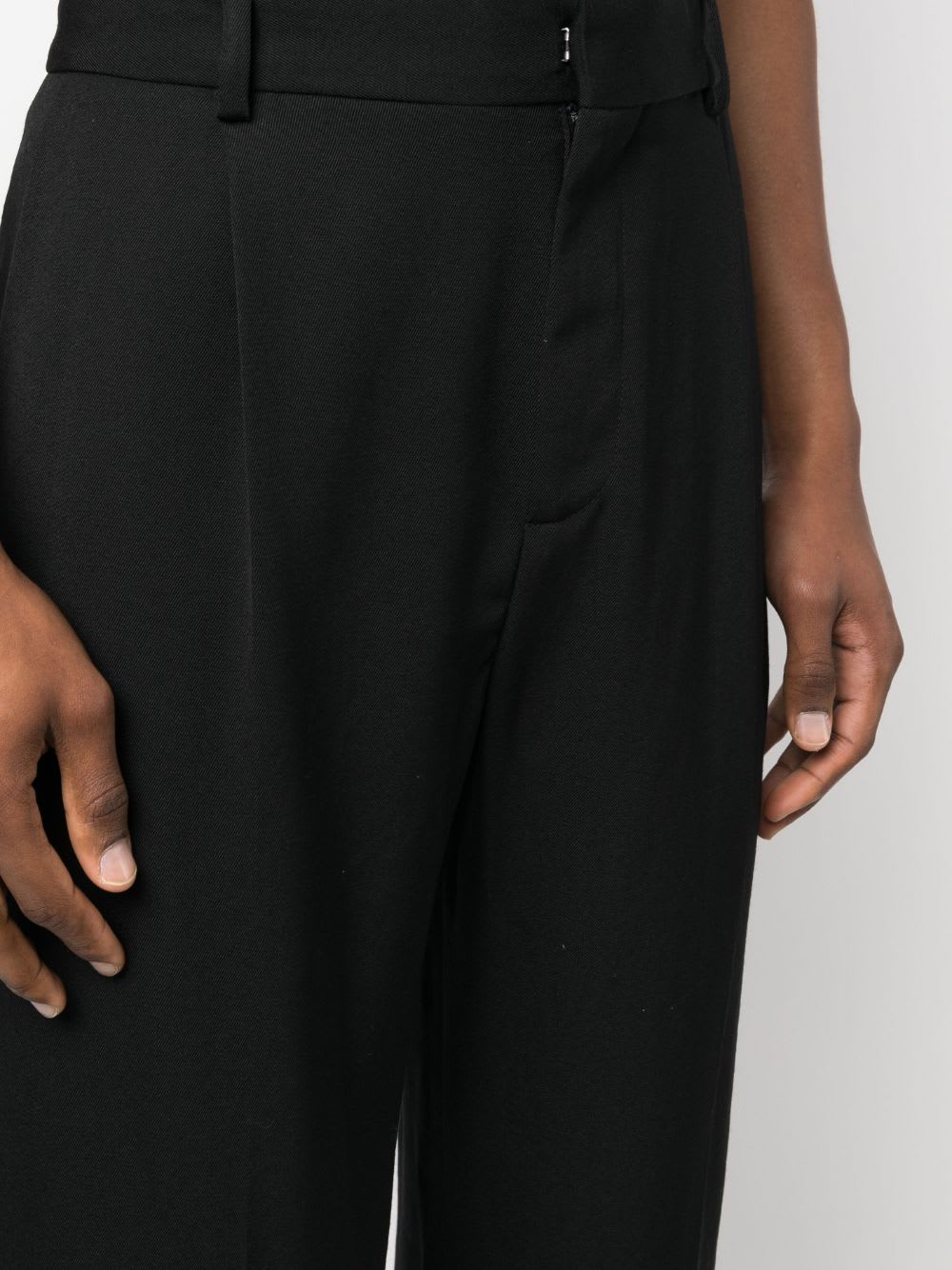 Botter Wool Pleated Straight-leg Trousers In Black