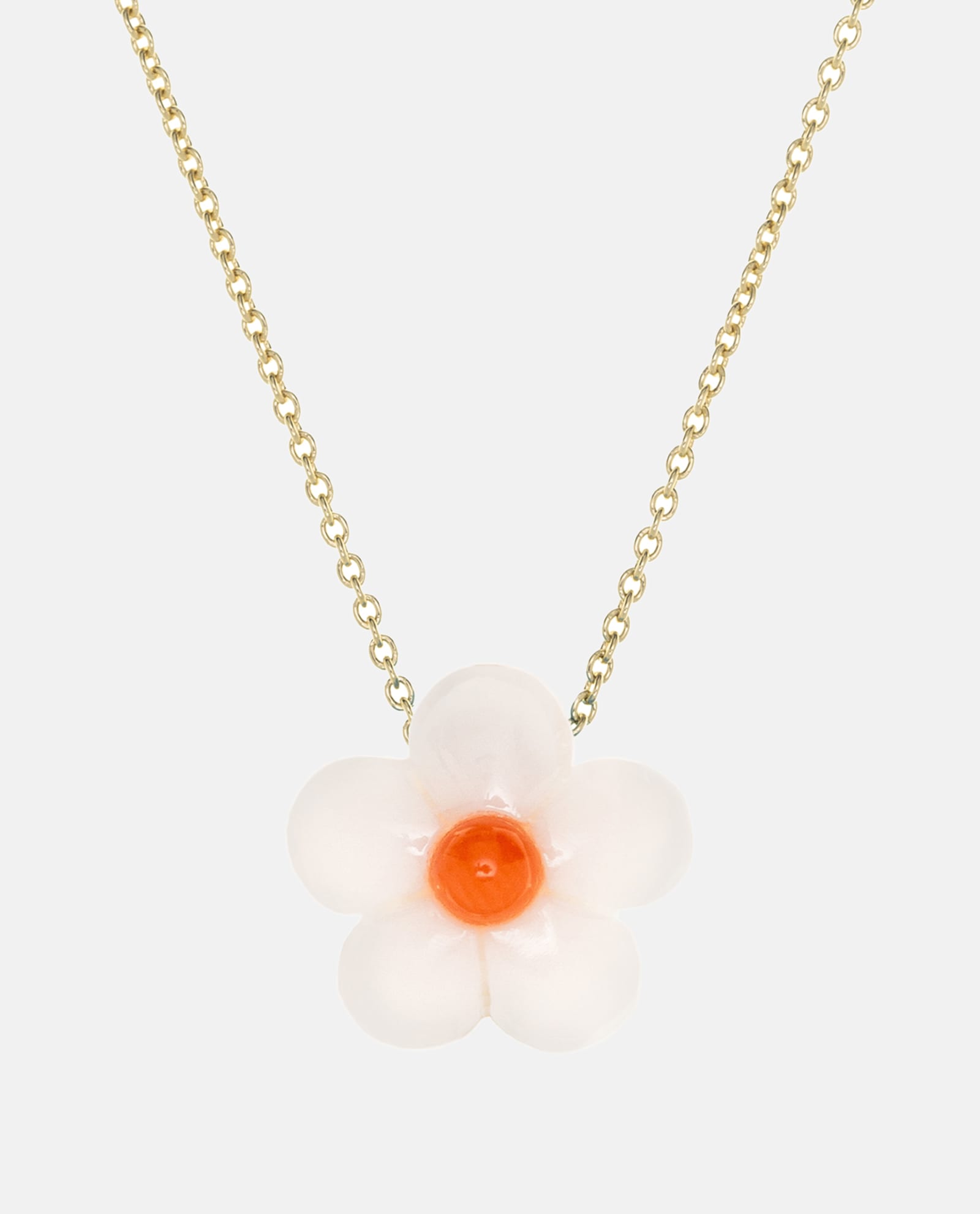 Small White Daisy Necklace