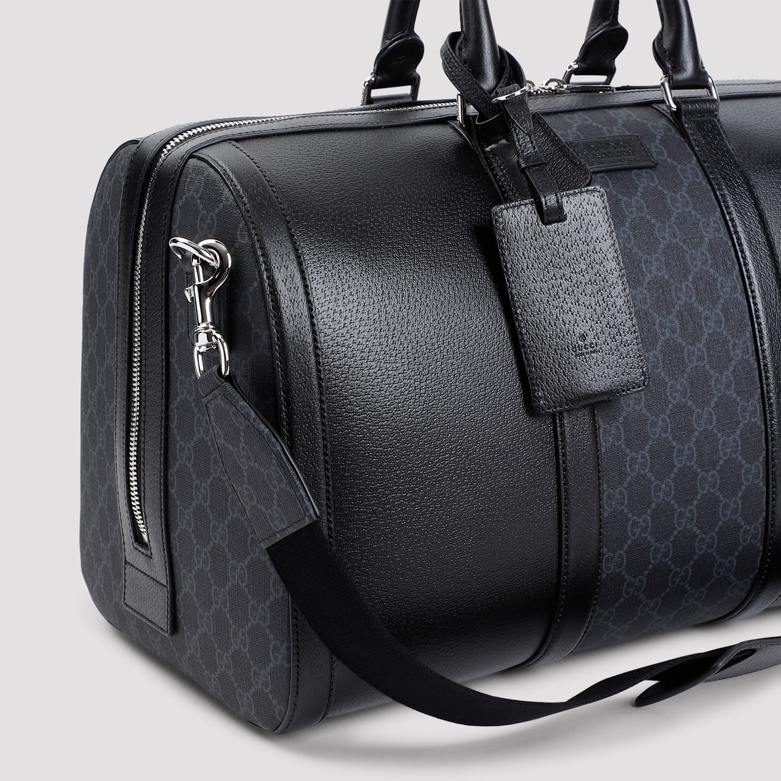 Shop Gucci Duffle Luggage In Black